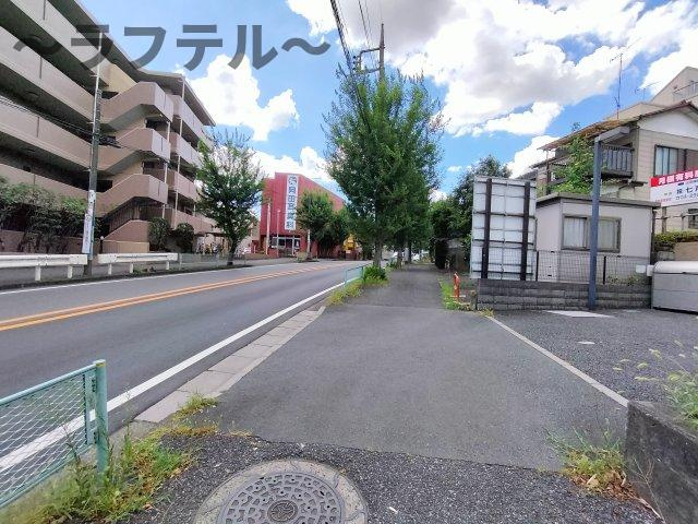 Ｆ・ボヌールの周辺