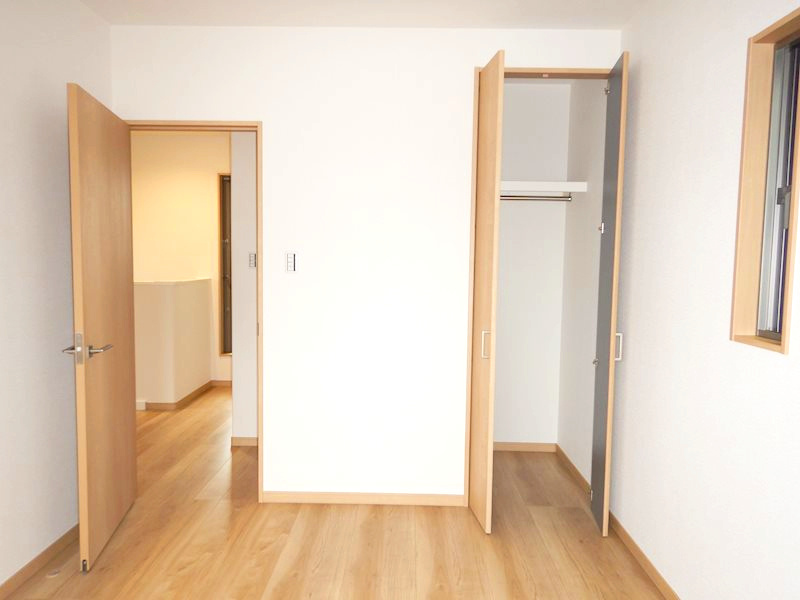長洲中通３丁目戸建の収納|洋室1