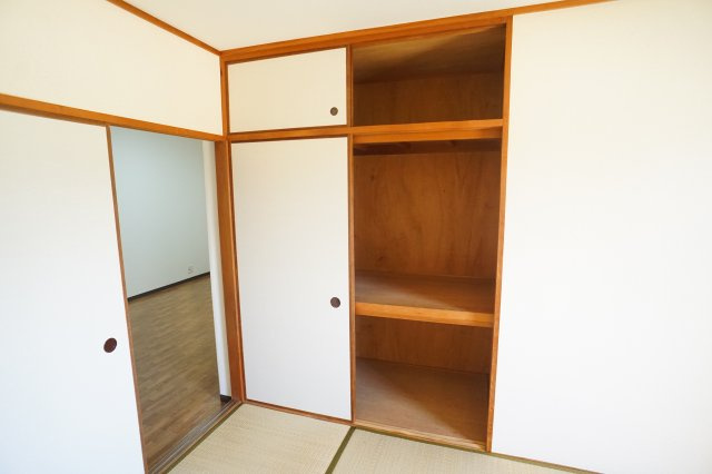 坂田マンションの収納
