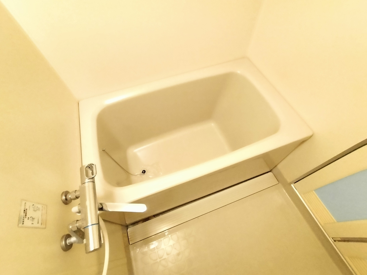 メゾン開宝二番館の浴室