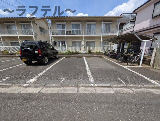 ブルーベリーの駐車場