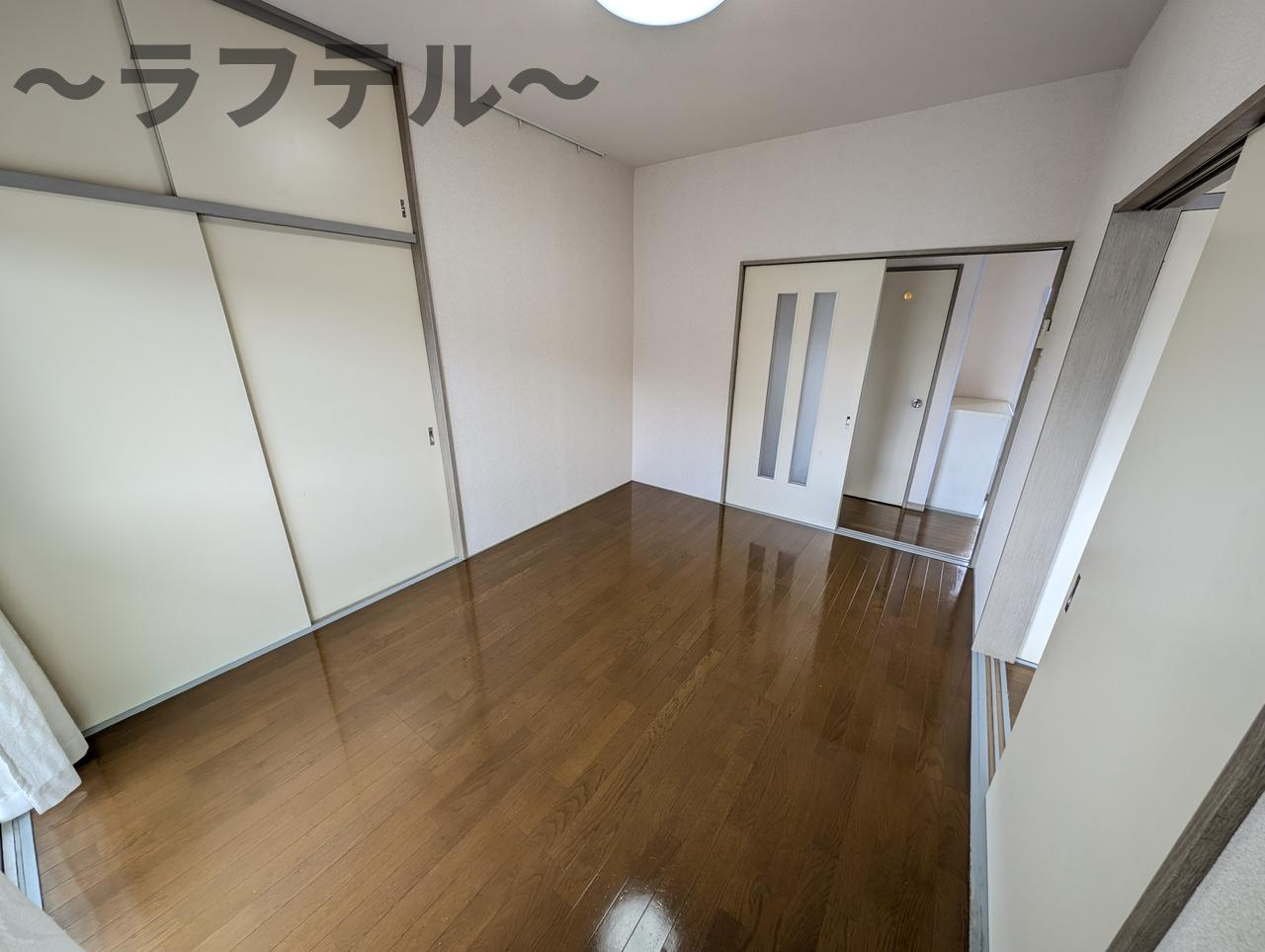 ブルーベリーの居間・リビング|別部屋イメージ写真
