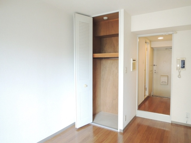 Ｊフラッツ川口本町の収納|別号室の参考写真です。