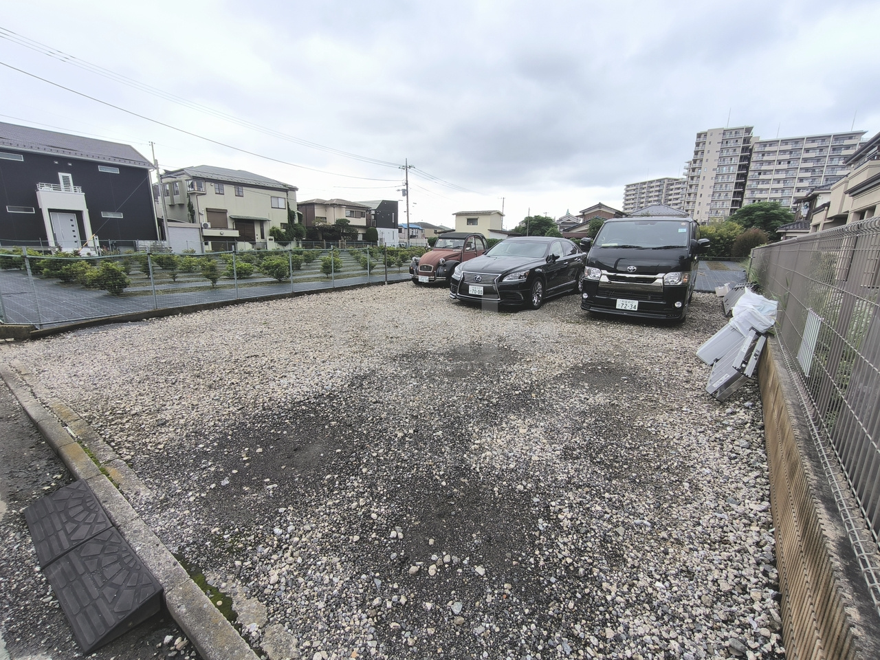杉並区井草２丁目のアパートの駐車場