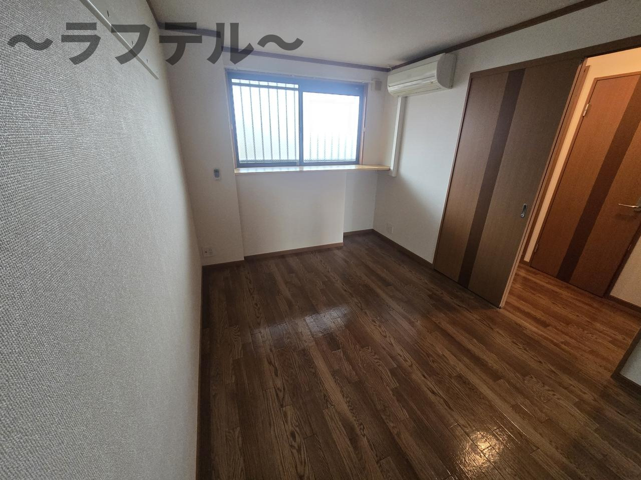 ピークエリシオンの居間・リビング|別部屋イメージ写真