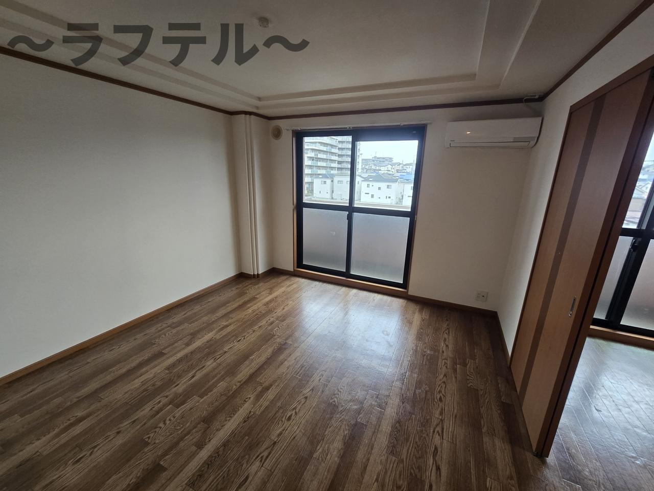 ピークエリシオンの居間・リビング|別部屋イメージ写真