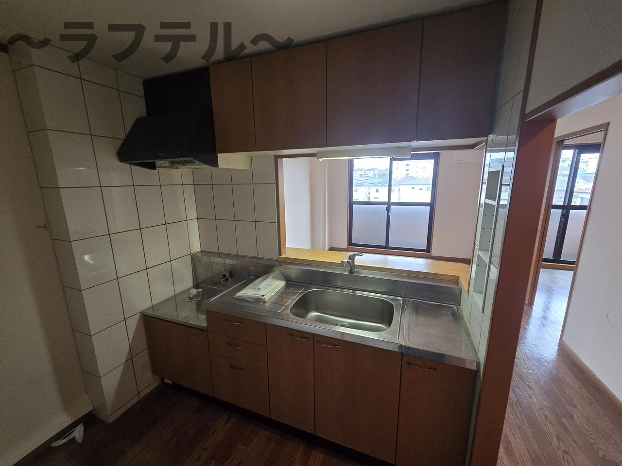 ピークエリシオンのキッチン|別部屋イメージ写真
