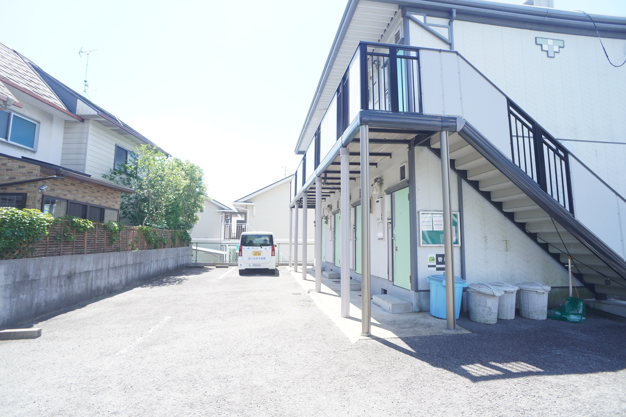 TOMIO BASEのエントランス