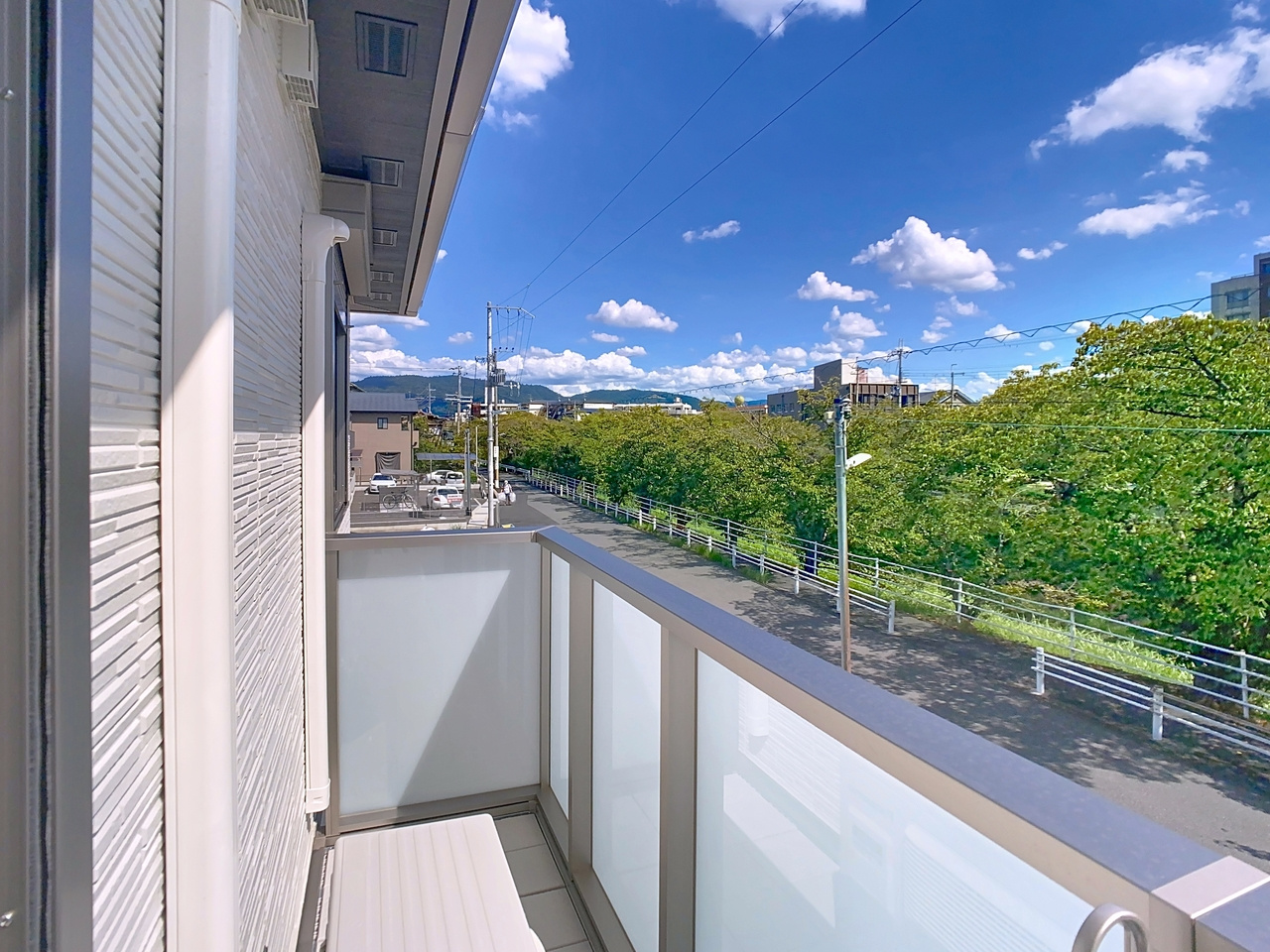 エクセレント　新大宮のバルコニー