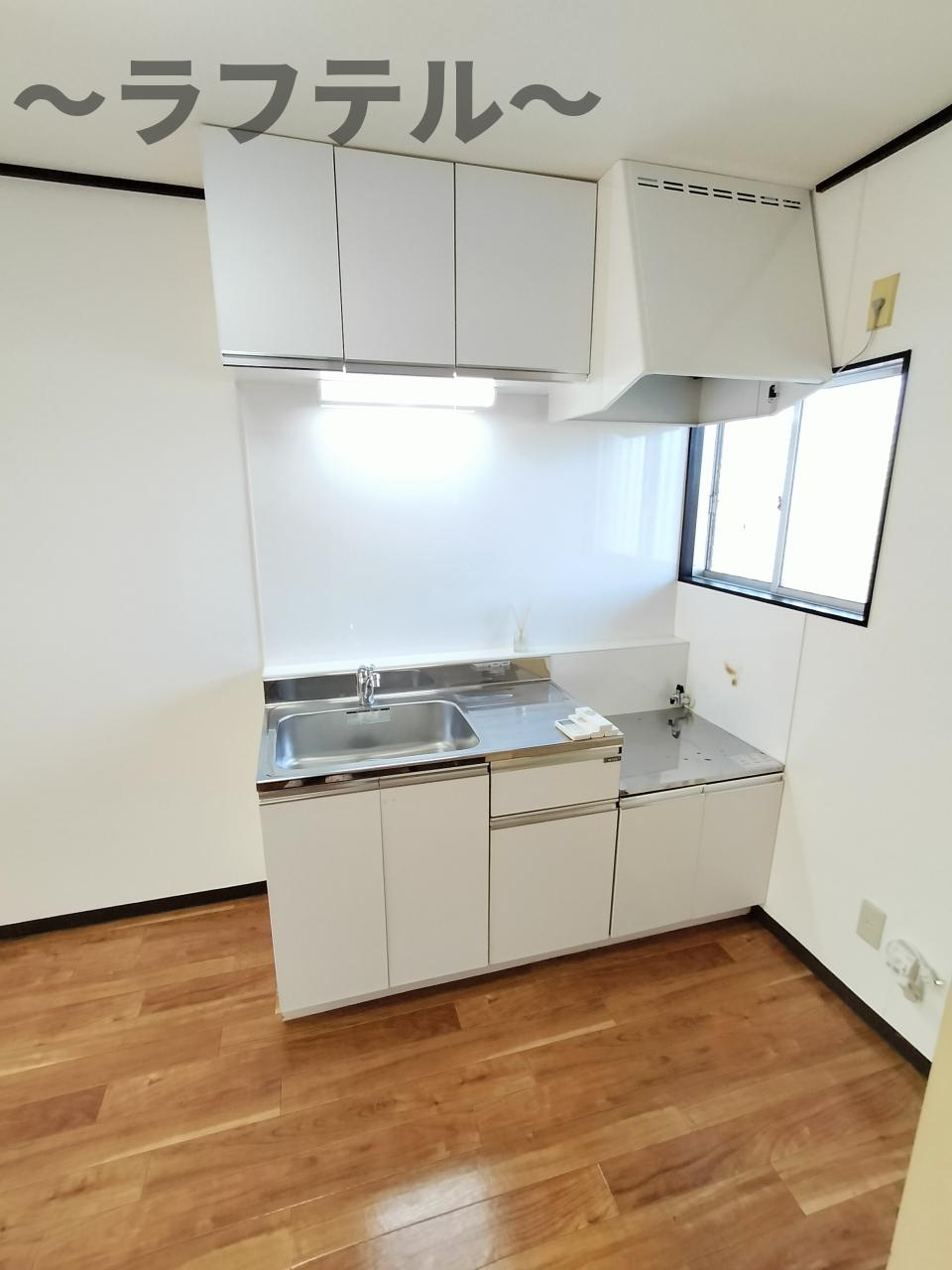 ピュアタウン上新井Bのキッチン