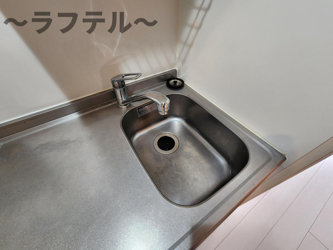 入間市下藤沢５丁目のアパートのキッチン