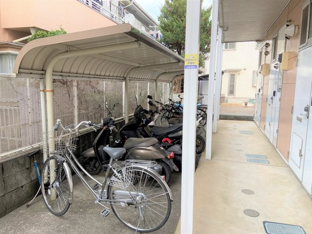 レオパレスみのりのその他|駐輪場