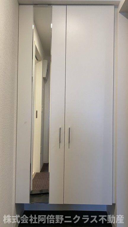 Residence Tresor Dieuの玄関