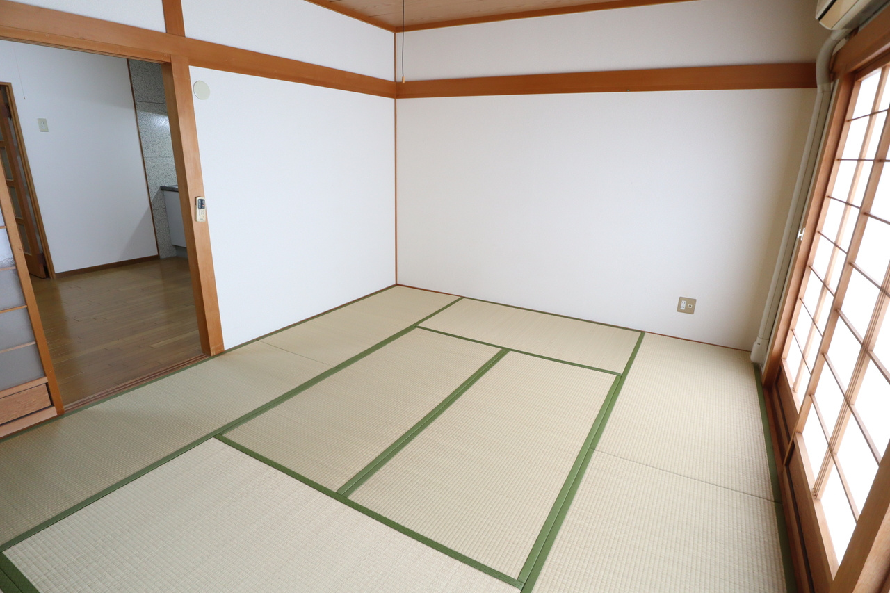 橿原ハイツの和室