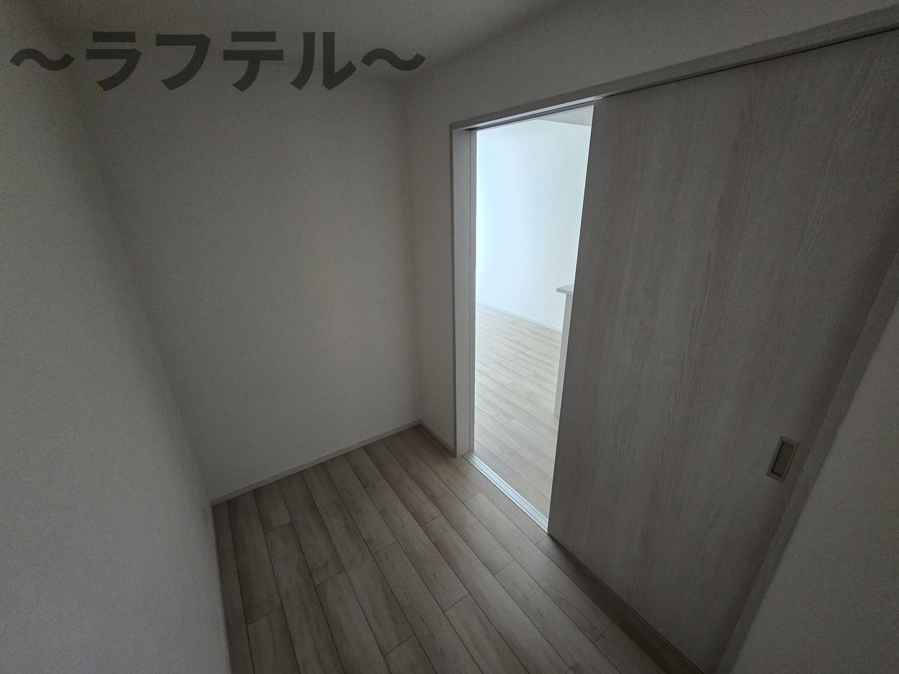 KEIAI RESIDENCE 新所沢の洋室|別部屋イメージ写真
