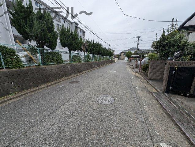 狭山市中央４丁目のアパートの周辺