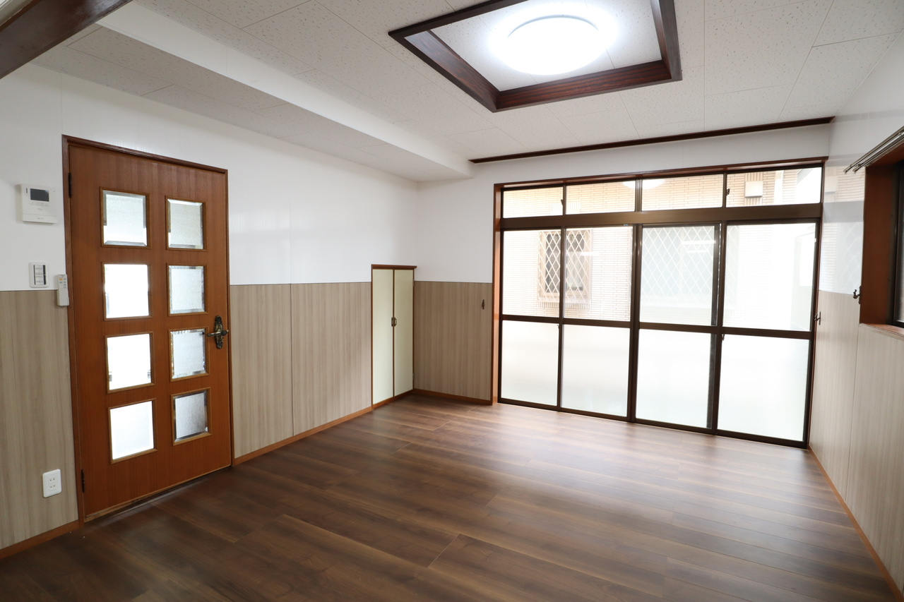 香芝市磯壁３丁目の一戸建ての居間・リビング