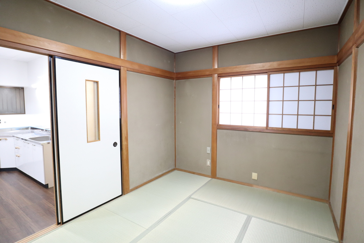 香芝市磯壁３丁目の一戸建ての和室