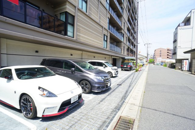 幸 court nara sanjoの駐車場
