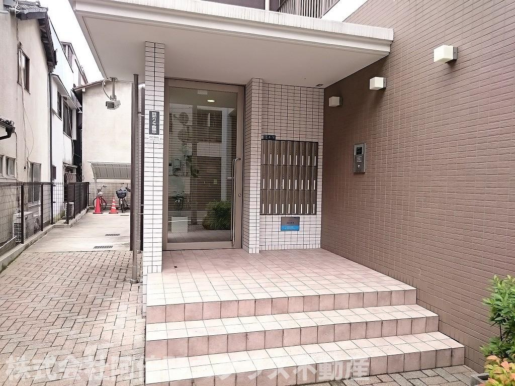 ソレアードコートのエントランス