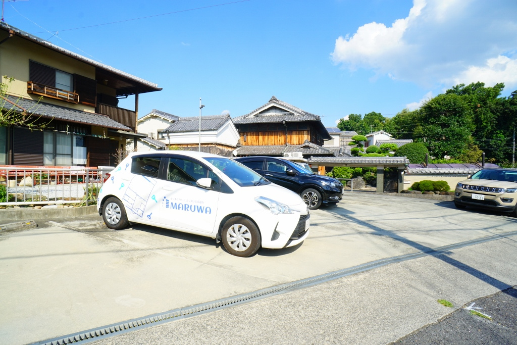 ＳＴＵＤＩＯ－ＵＭＥＤＡの駐車場