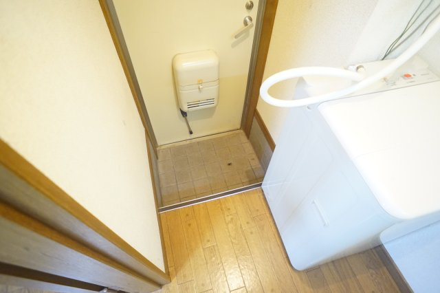 ハイツ本町の玄関