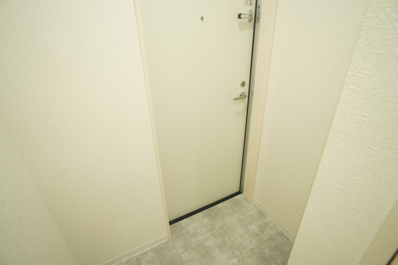 GRM富雄元町の玄関