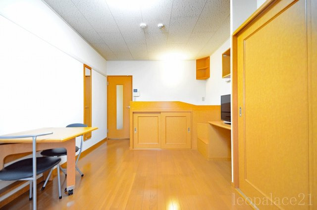 レオパレスノースウエスト橿原Ⅱの居間・リビング|※写真と現状が異なる場合は現状を優先