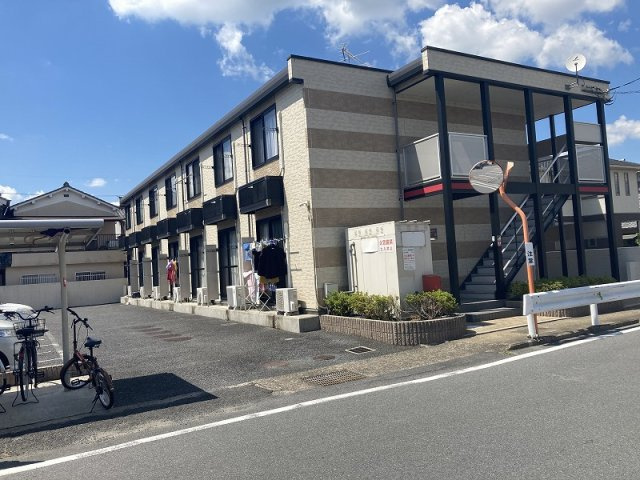 レオパレスエバーグリーン耳成の外観