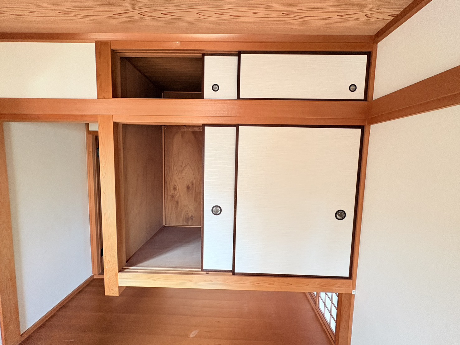 屋敷町戸建の収納
