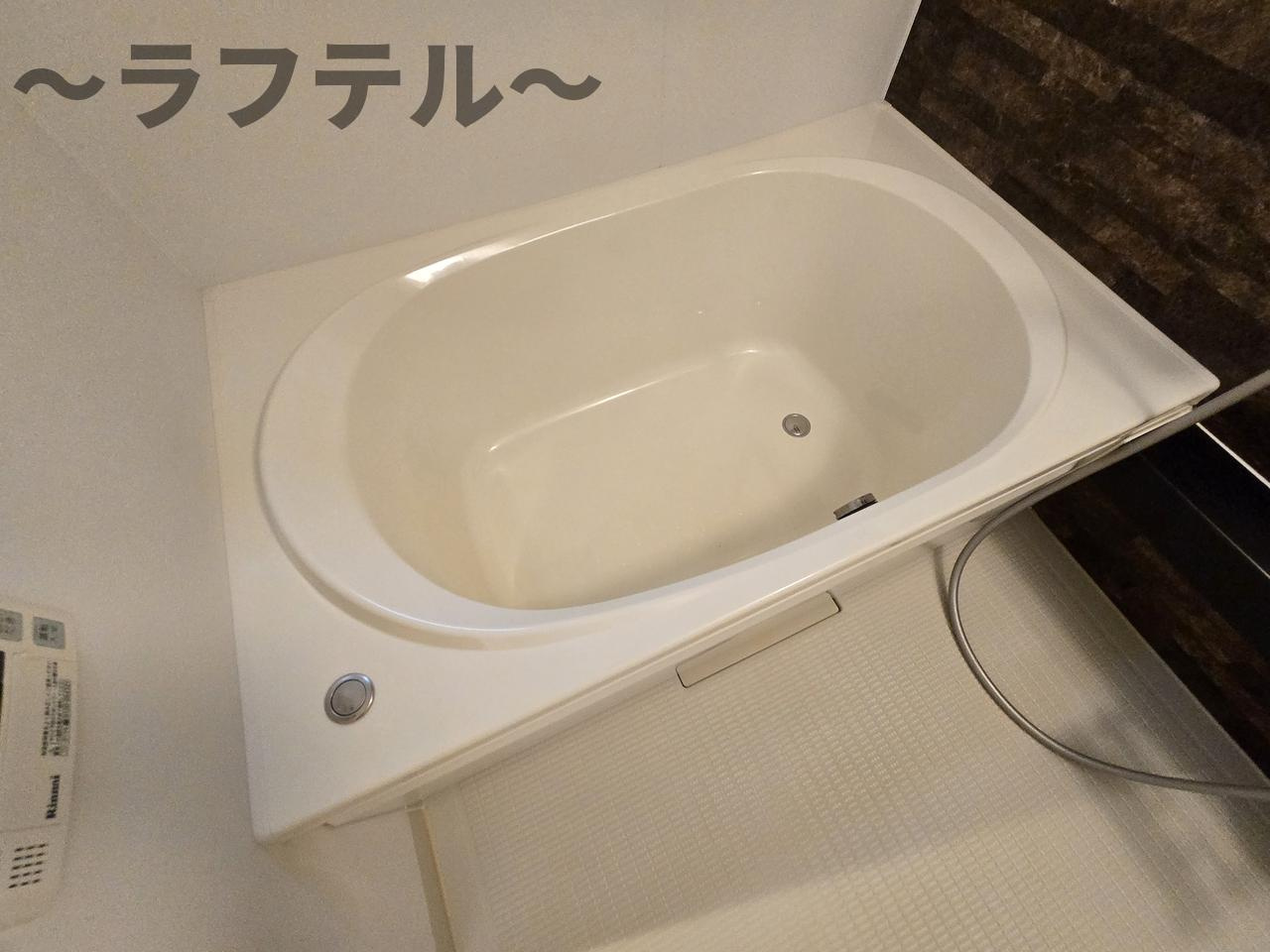 所沢市大字久米のアパートの浴室