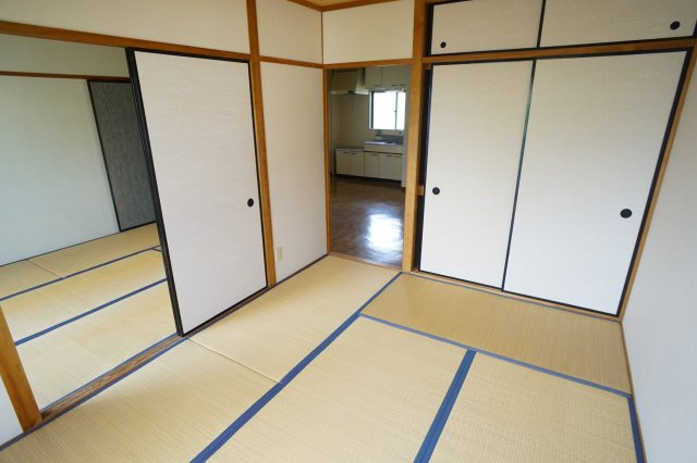 メープルハイツの和室