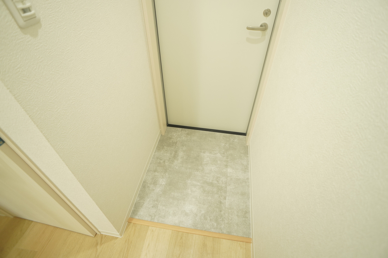 GRM富雄元町の玄関