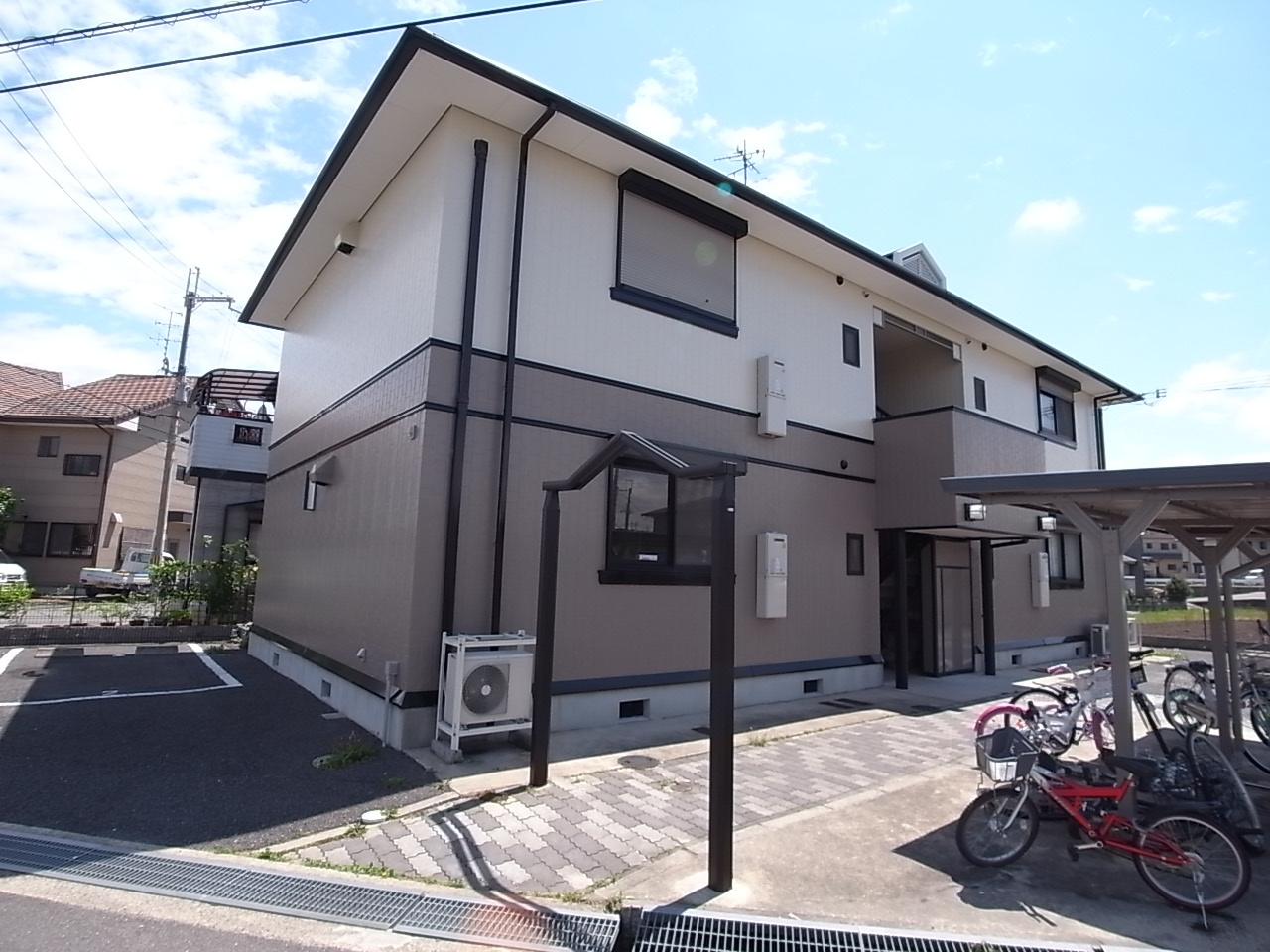 グレースプラザＣ棟の外観