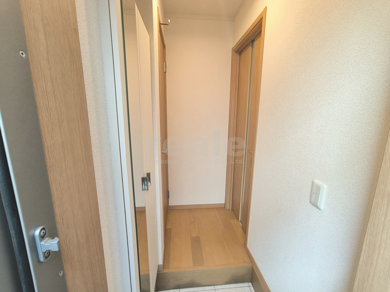 杉並区西荻北３丁目のアパートの玄関