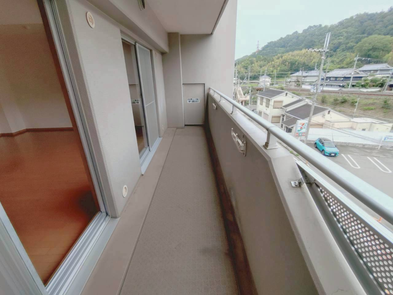 グランデージ王寺のバルコニー