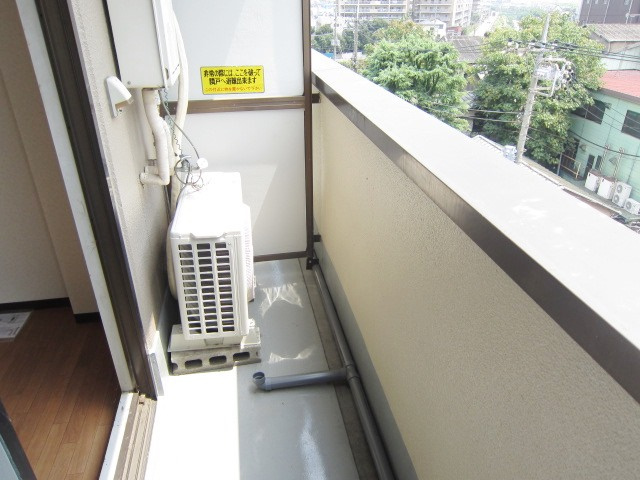 川口市本町１丁目の賃貸マンションのバルコニー|別室参考写真です。