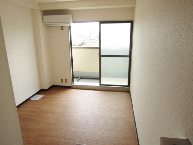 川口市本町１丁目の賃貸マンションの寝室|別室参考写真です。
