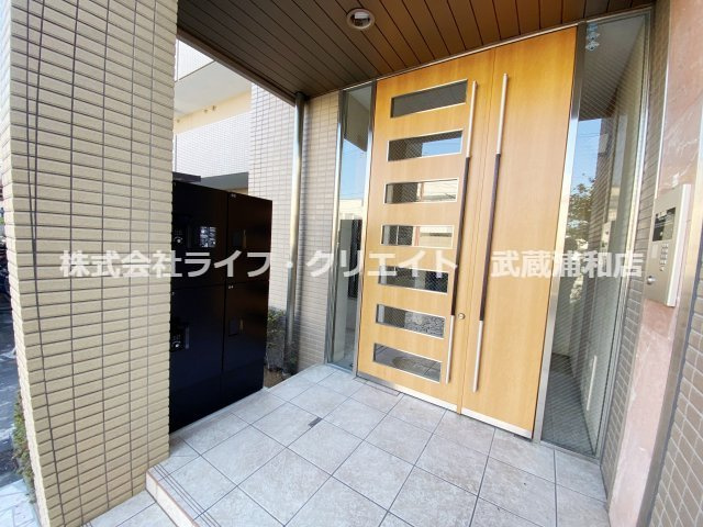 プレスティージュのエントランス