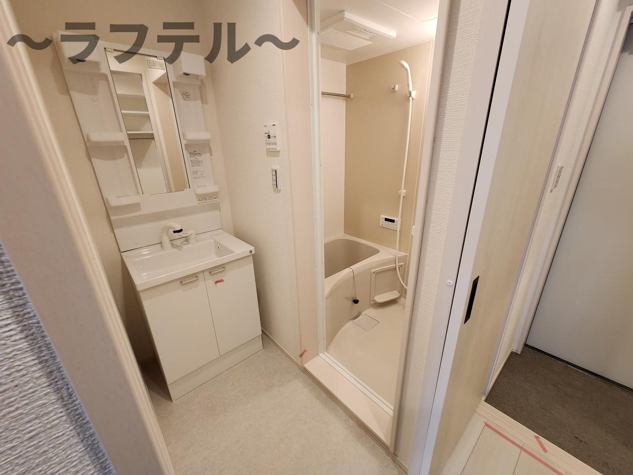 Piccola Forestaの独立洗面台