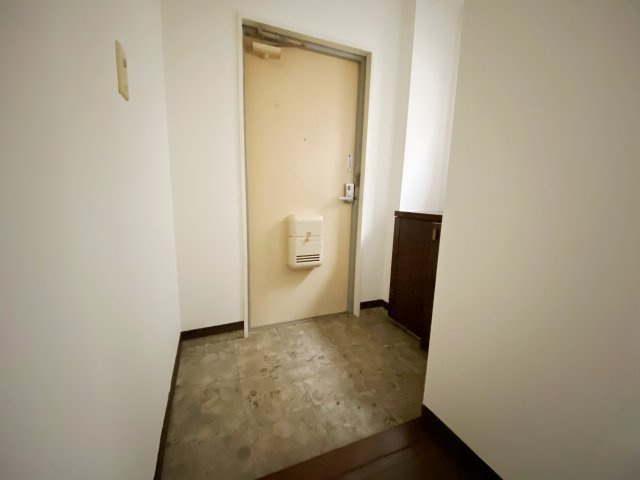 プリンシパル浦和の玄関|別号室の参考写真です。