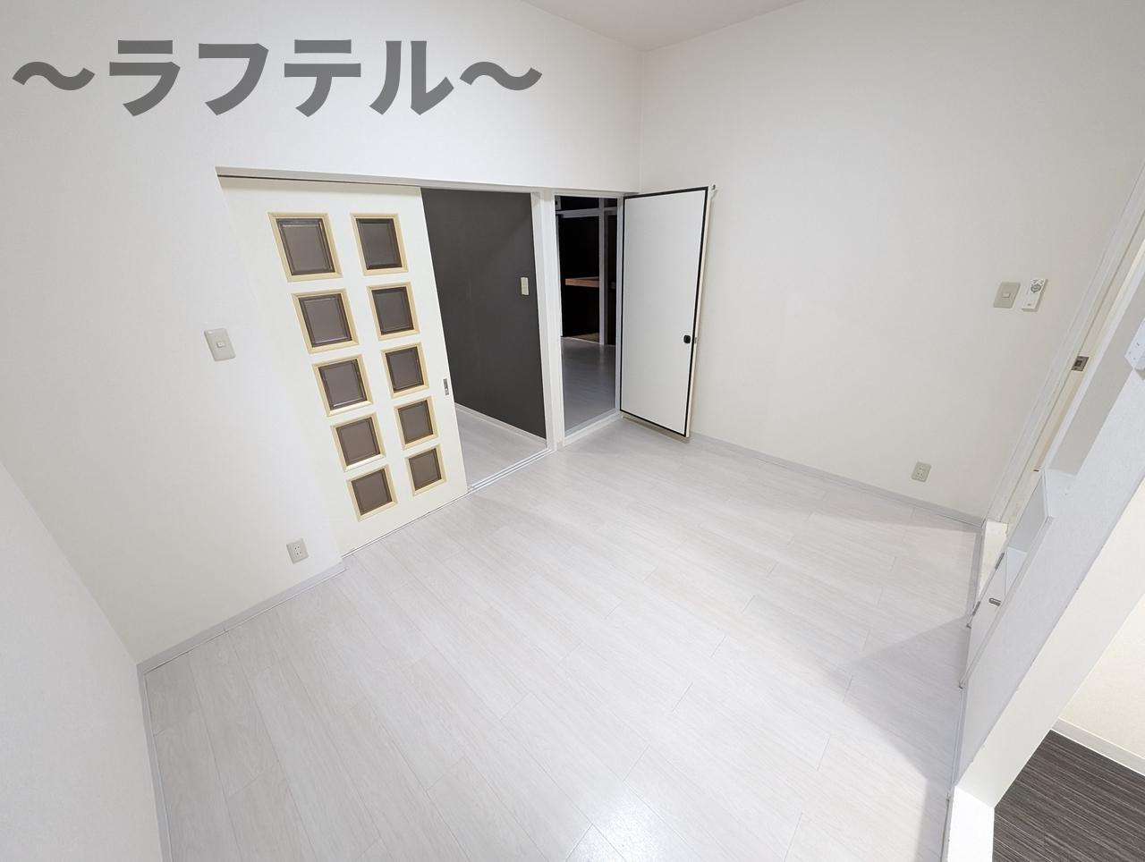 所沢市小手指町４丁目の賃貸マンションの居間・リビング