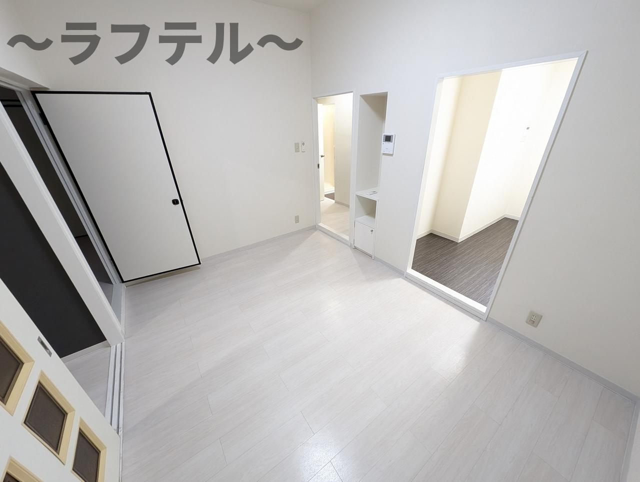所沢市小手指町４丁目の賃貸マンションの居間・リビング