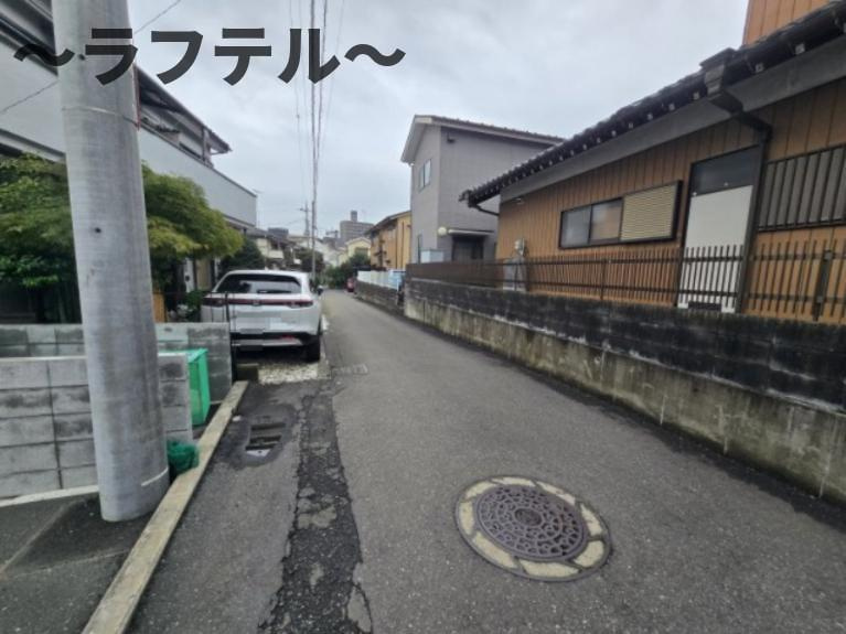 モンレーブAの周辺