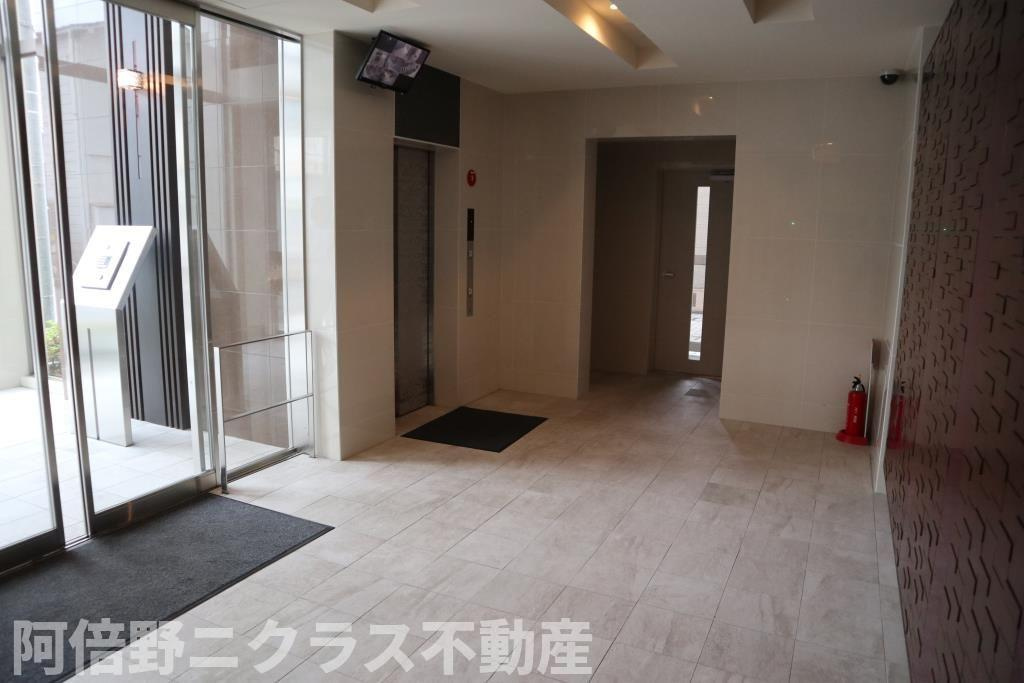 F-TAMATSUKURIのロビー