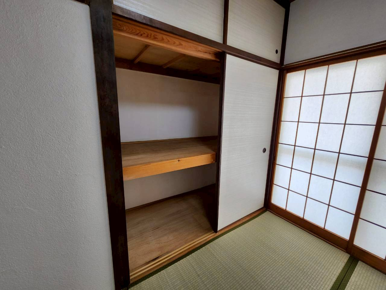 六条西３丁目貸家の和室