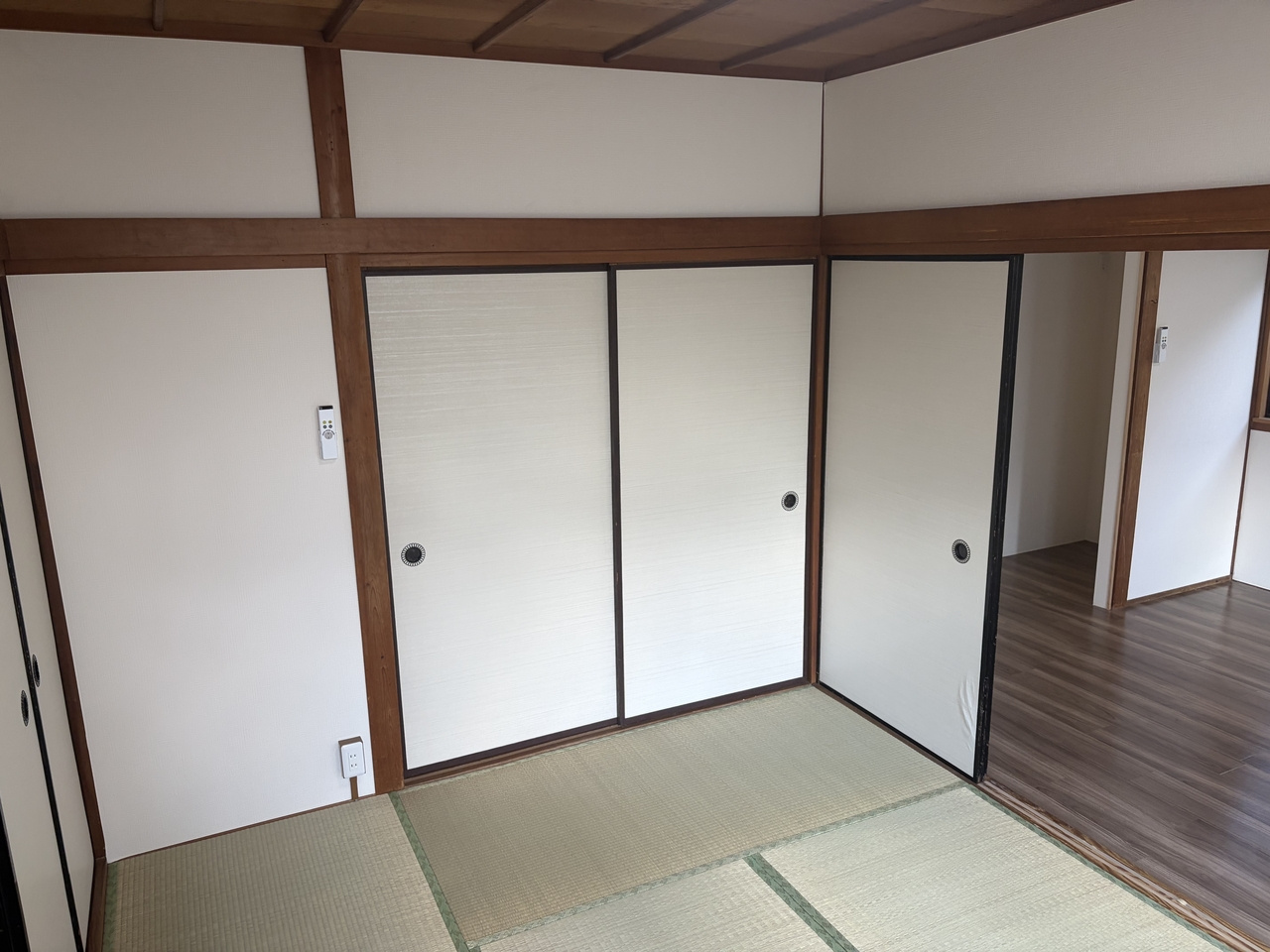 秋篠三和町1丁目戸建の和室