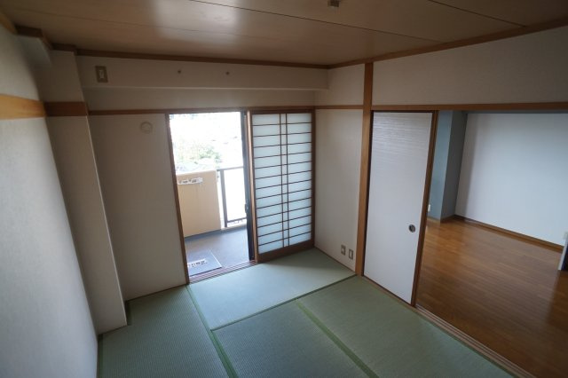 メゾン開宝１番館の和室