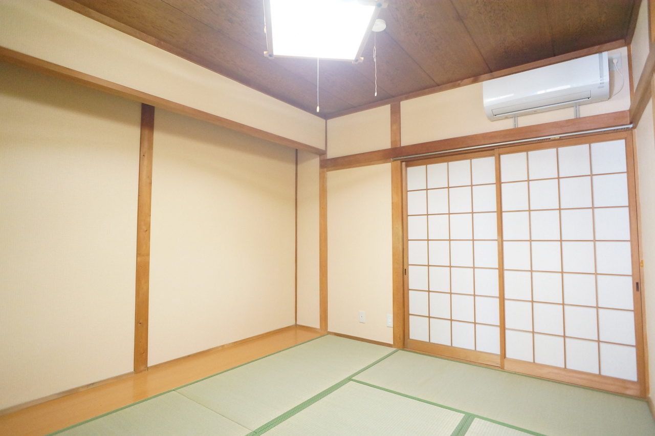 あやめ池南３丁目戸建の和室
