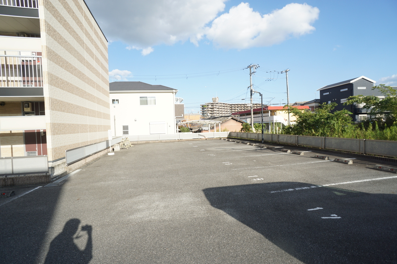 レオパレスＬａ　Ｖｉｓｔａ(ラビスタ)の駐車場